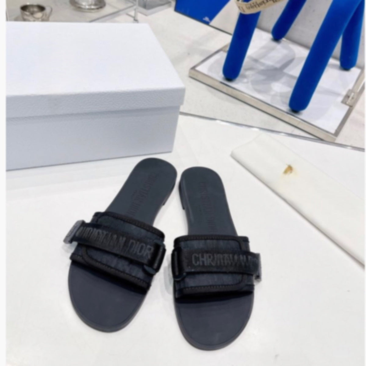 Adore